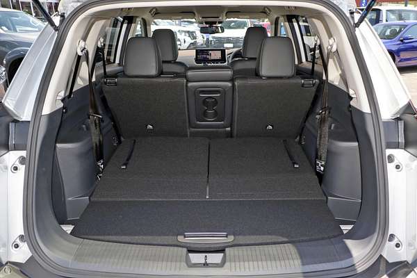 2025 Nissan X-TRAIL ST-L T33