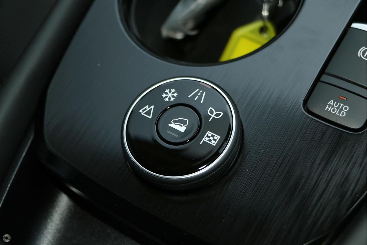 2025 Nissan X-TRAIL ST-L T33