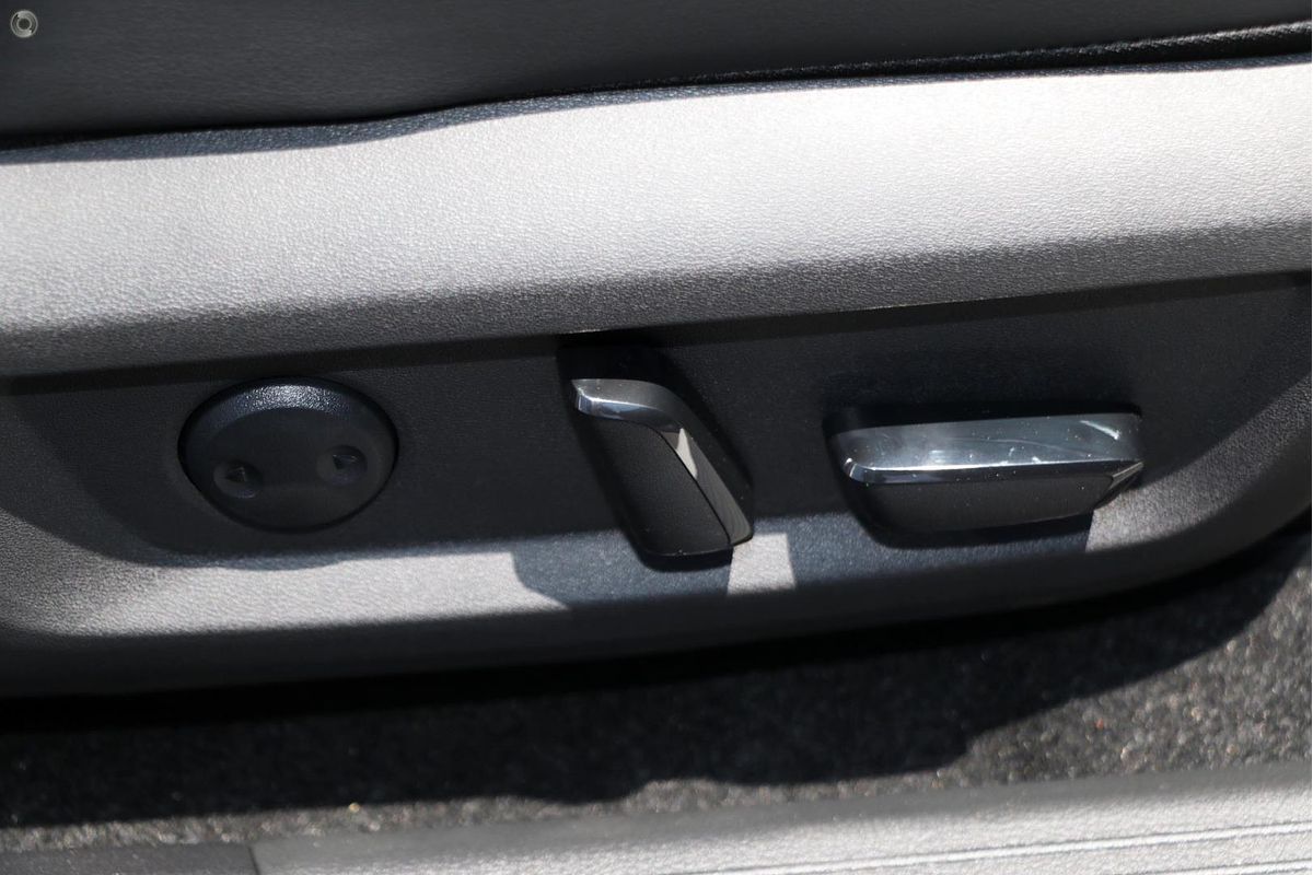 2025 Nissan X-TRAIL ST-L T33