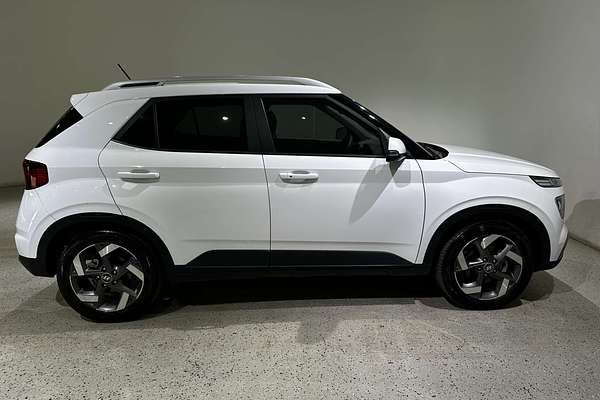 2023 Hyundai Venue Elite QX.V5