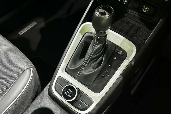 2023 Hyundai Venue Elite QX.V5