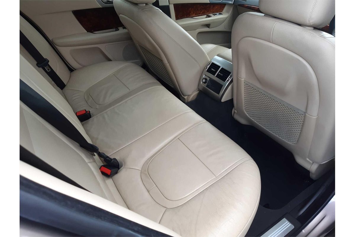 2015 Jaguar XF 2.0 PREMIUM LUXURY MY15