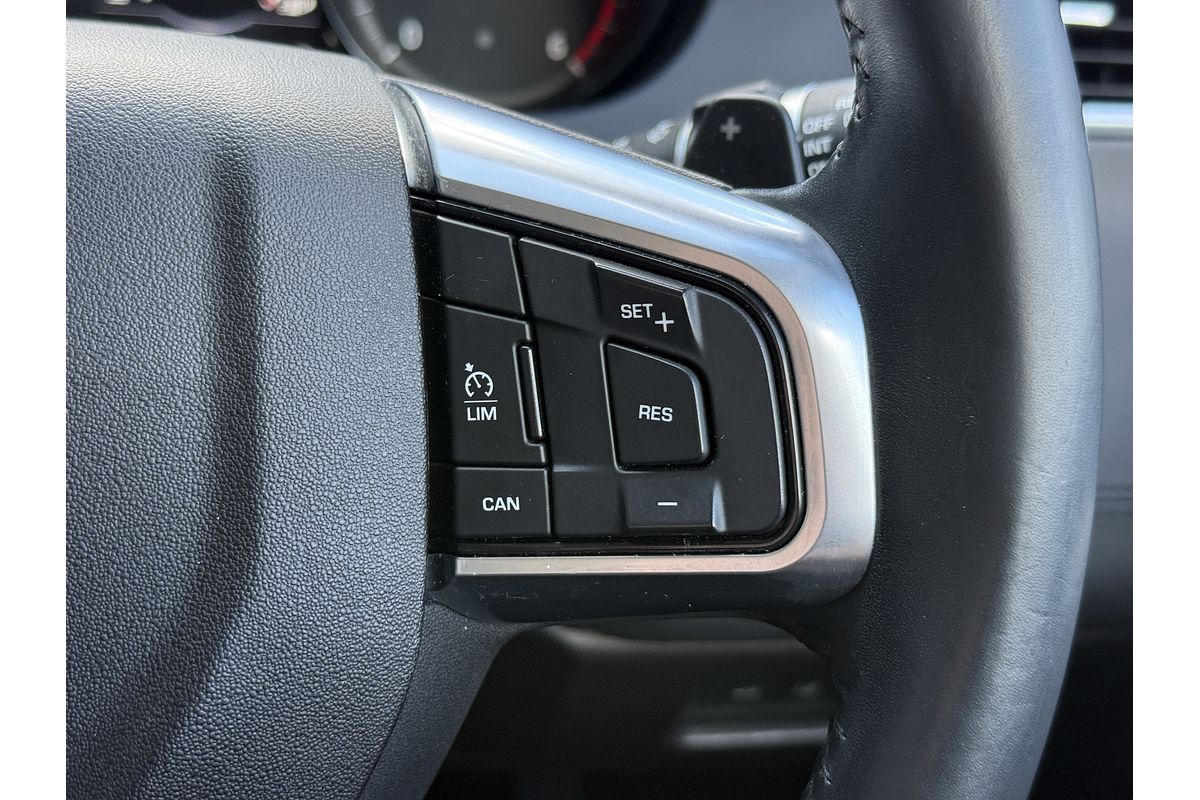 2016 Land Rover Discovery Sport TD4 180 HSE L550