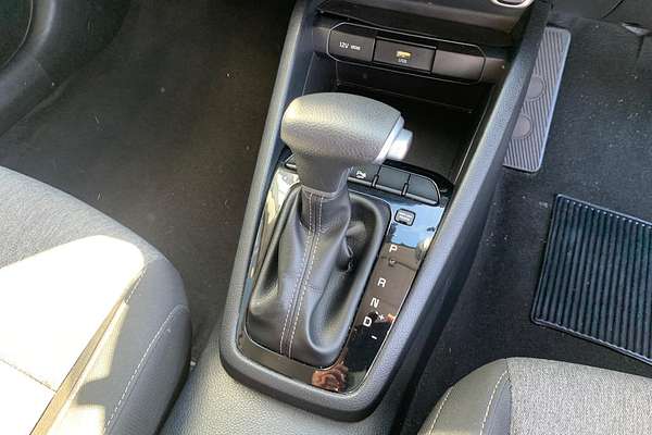 2022 Kia Stonic S YB