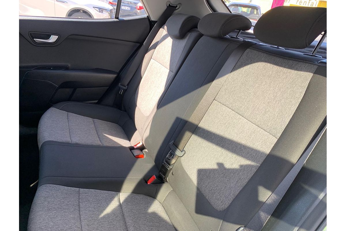 2022 Kia Stonic S YB