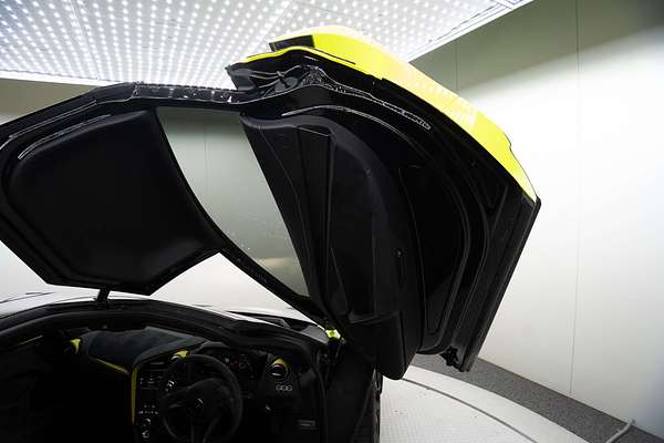 2018 McLaren 720S Performance P14