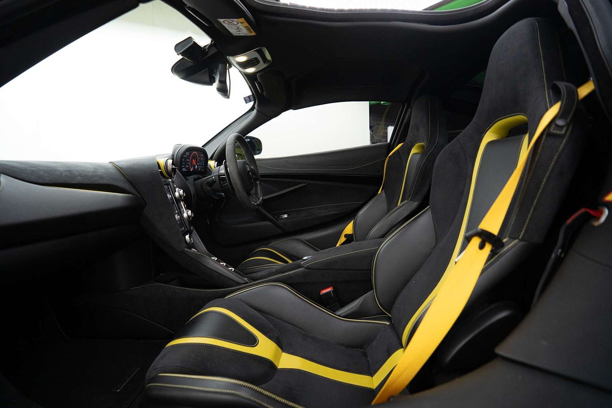 2018 McLaren 720S Performance P14