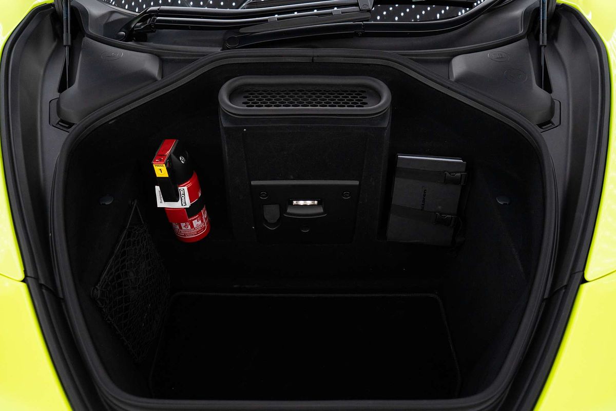 2018 McLaren 720S Performance P14