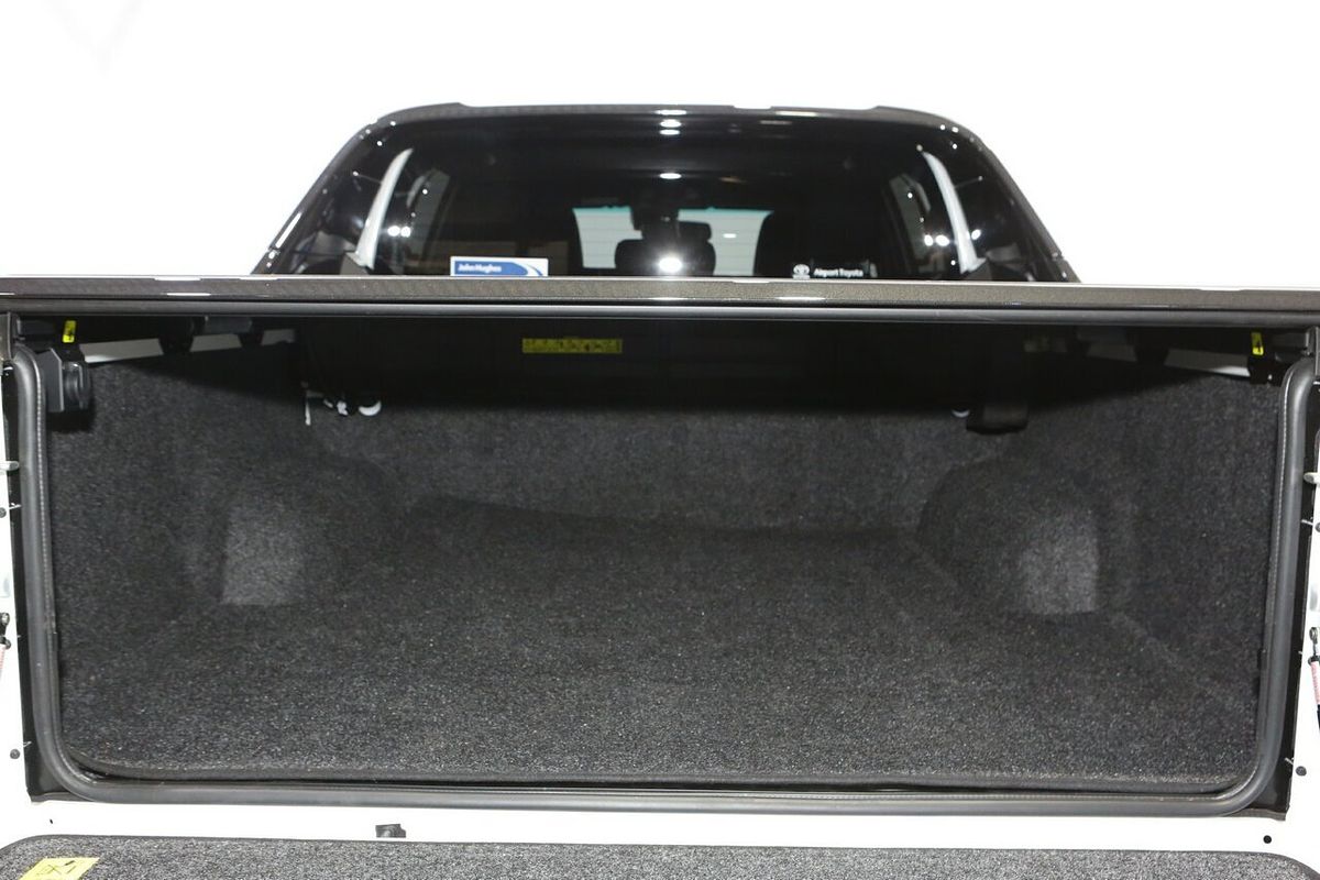 2025 Toyota Hilux Rogue 48V GUN126R 4X4