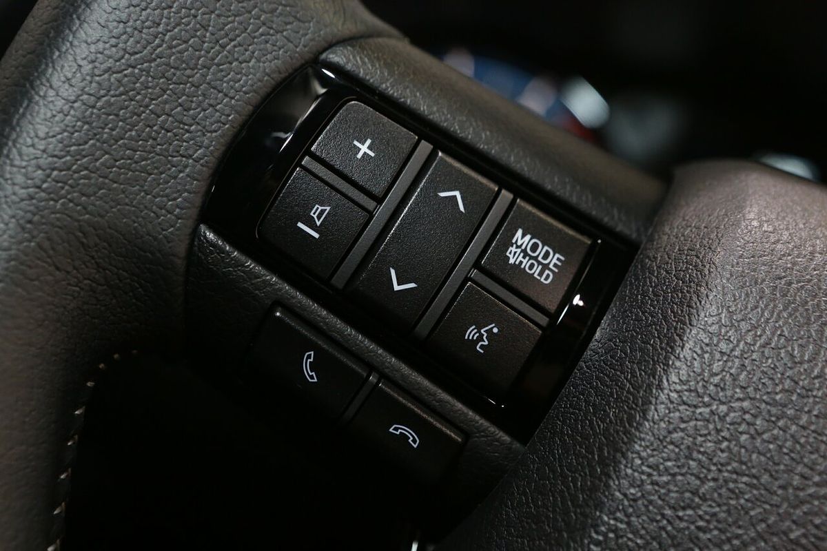 2025 Toyota Hilux Rogue 48V GUN126R 4X4