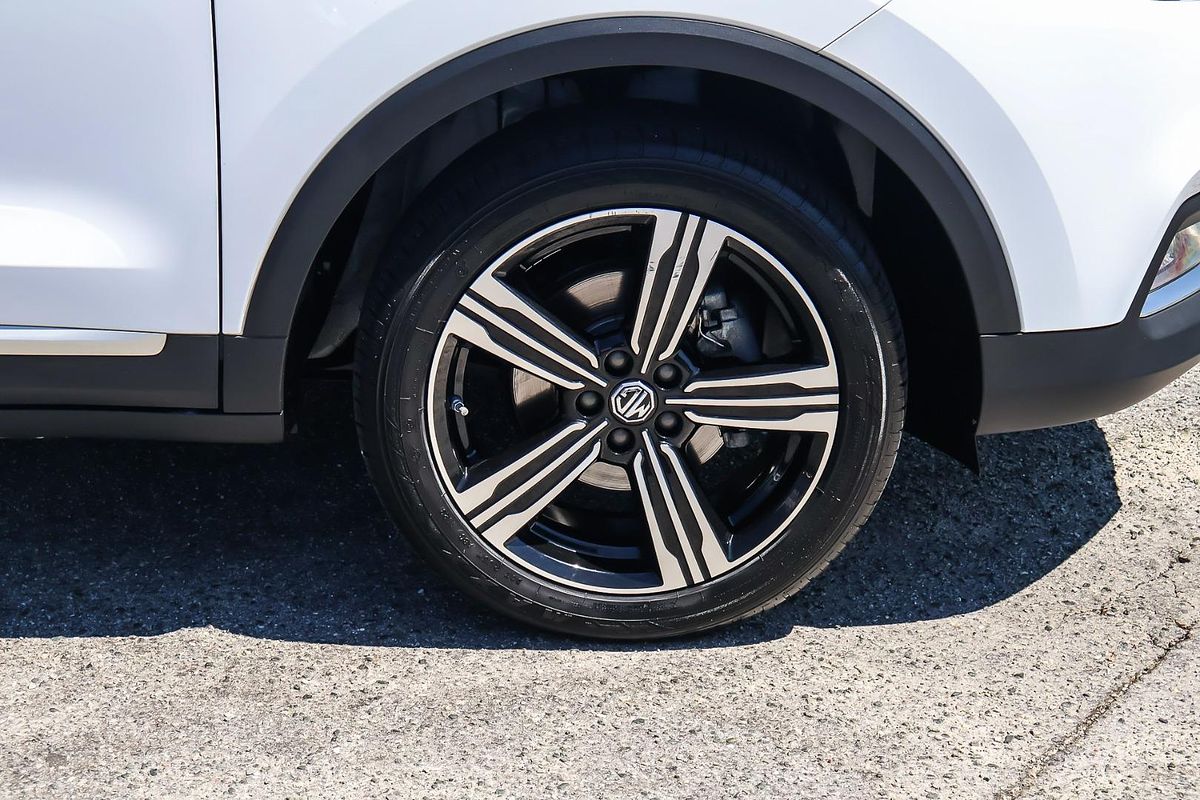 2019 MG ZS Essence AZS1