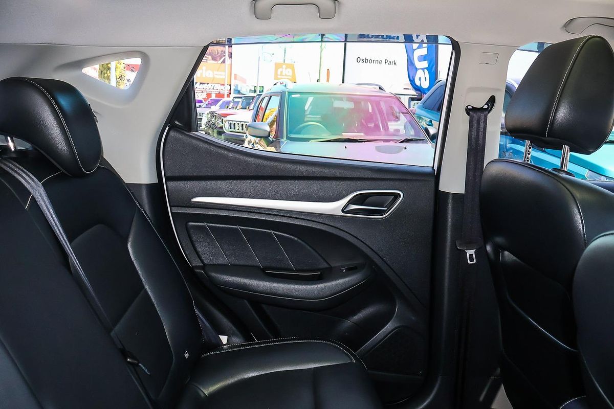 2019 MG ZS Essence AZS1