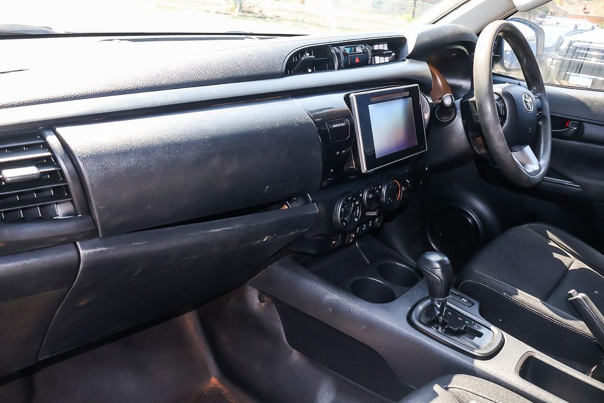 2019 Toyota Hilux SR GUN126R 4X4