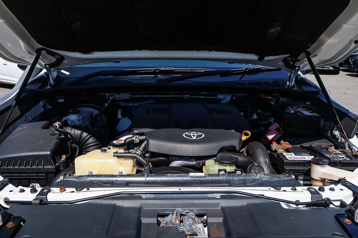 2019 Toyota Hilux SR GUN126R 4X4