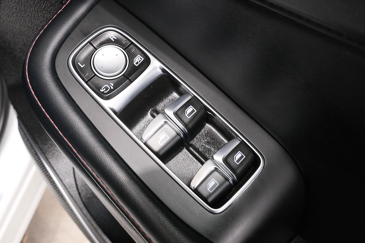 2022 MG HS Vibe SAS23