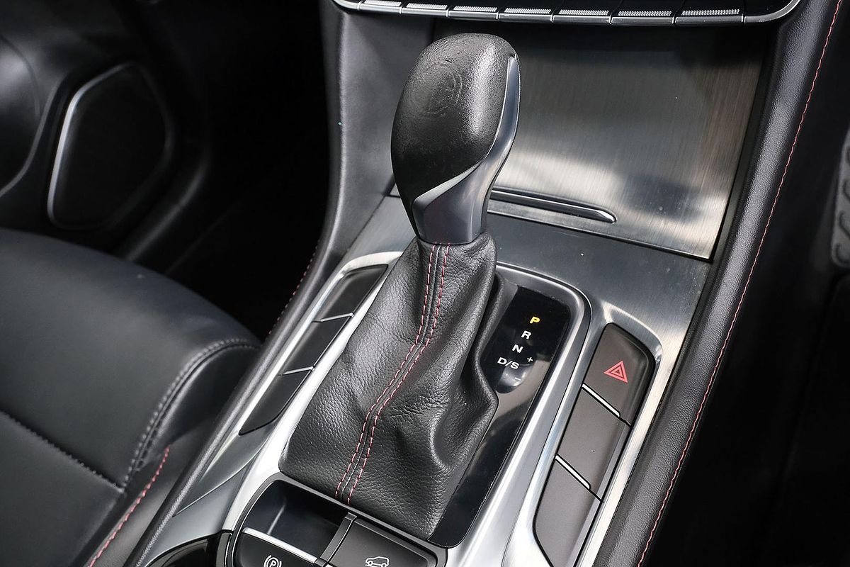 2022 MG HS Vibe SAS23