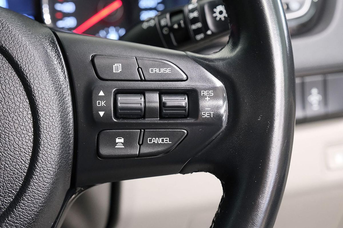 2019 Kia Carnival SLi YP