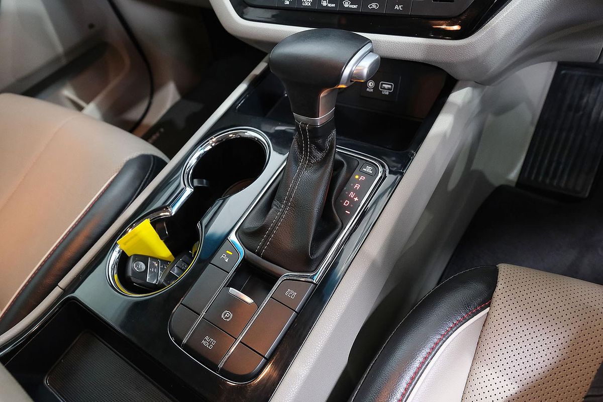 2019 Kia Carnival SLi YP