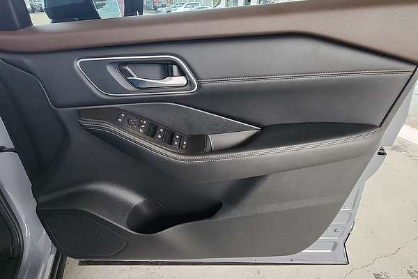 2023 Nissan X-TRAIL ST-L e-POWER T33