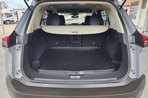 2023 Nissan X-TRAIL ST-L e-POWER T33