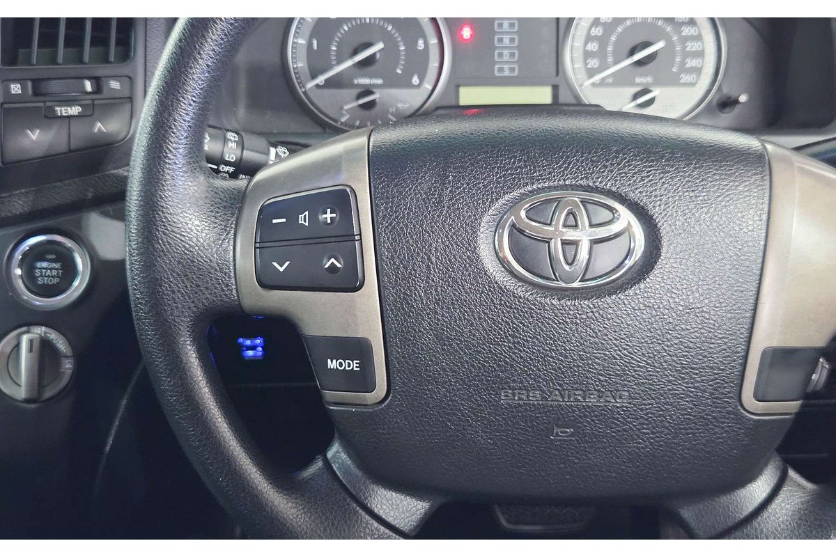 2011 Toyota Landcruiser GXL VDJ200R
