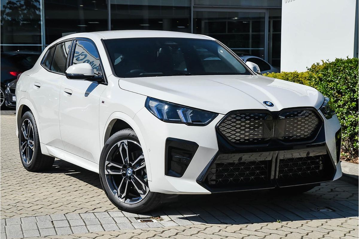 2025 BMW iX2 eDrive20 M Sport U10