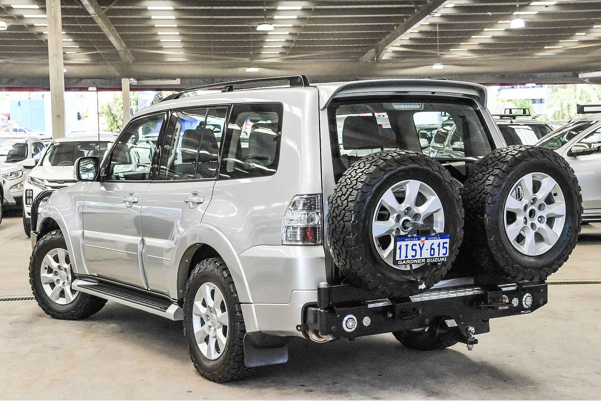 2019 Mitsubishi Pajero GLX NX