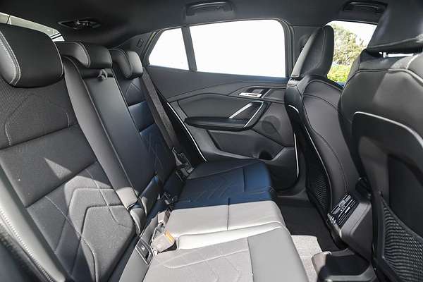 2025 BMW iX2 eDrive20 M Sport U10