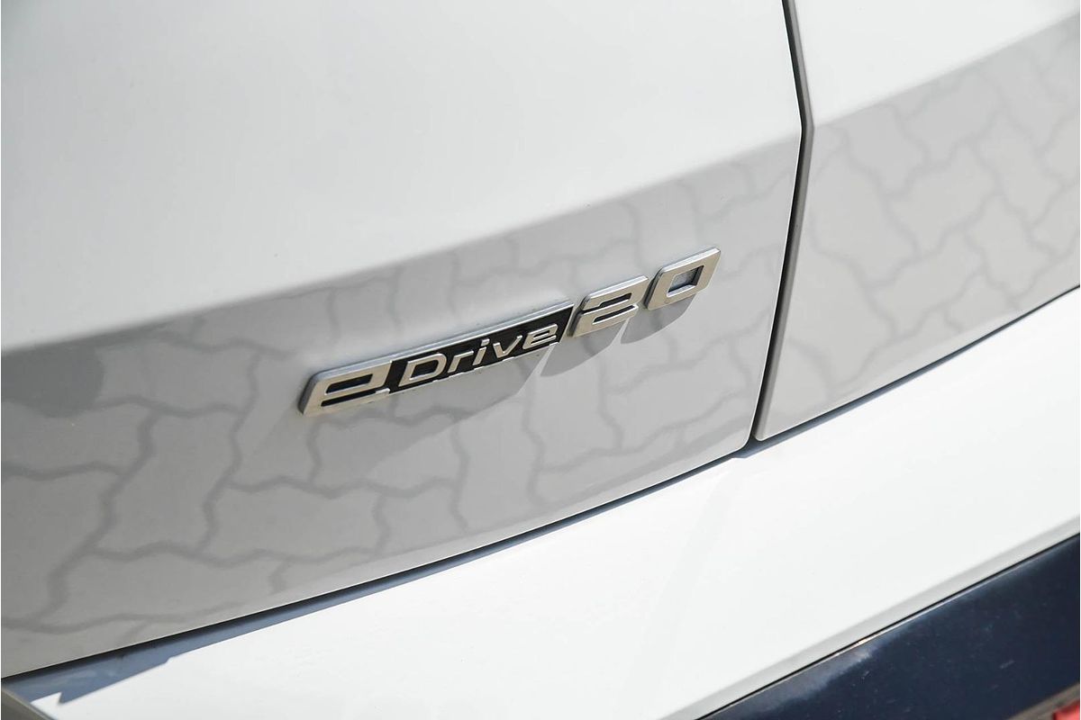 2025 BMW iX2 eDrive20 M Sport U10