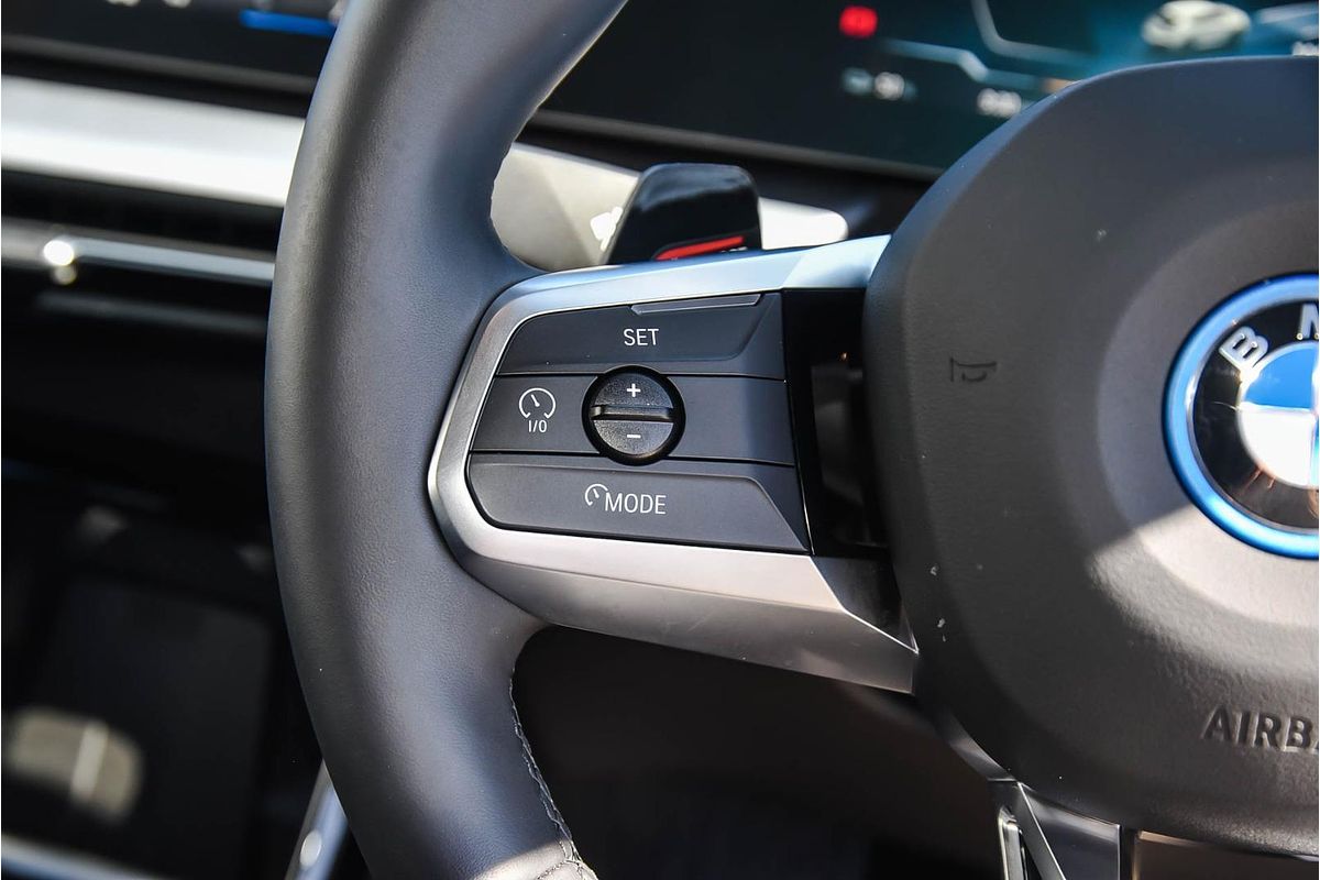 2025 BMW iX2 eDrive20 M Sport U10