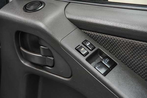 2012 Nissan Navara ST-X D40 Series 6 4X4