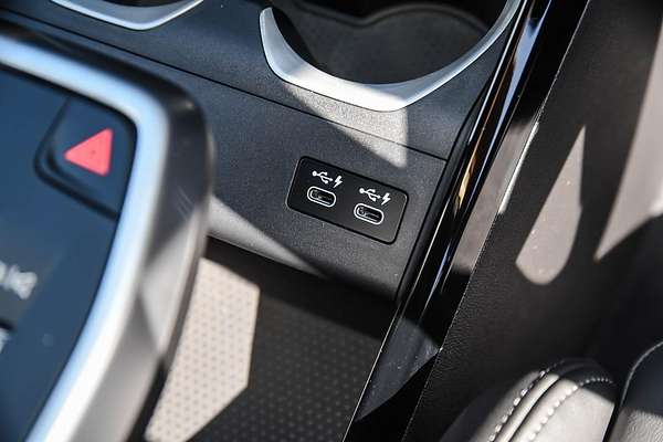 2025 BMW iX2 eDrive20 M Sport U10