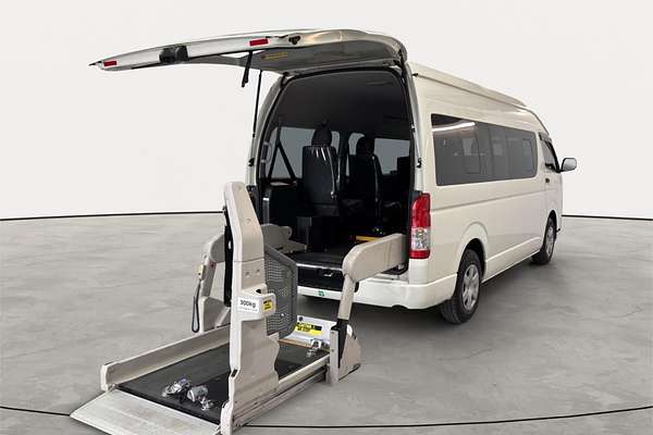 2015 Toyota Hiace