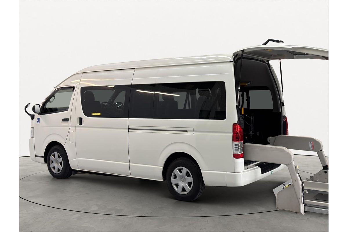 2015 Toyota Hiace