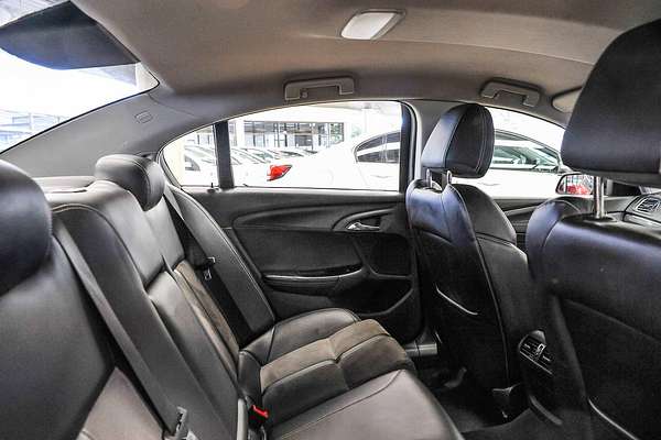 2015 Holden Commodore SV6 VF