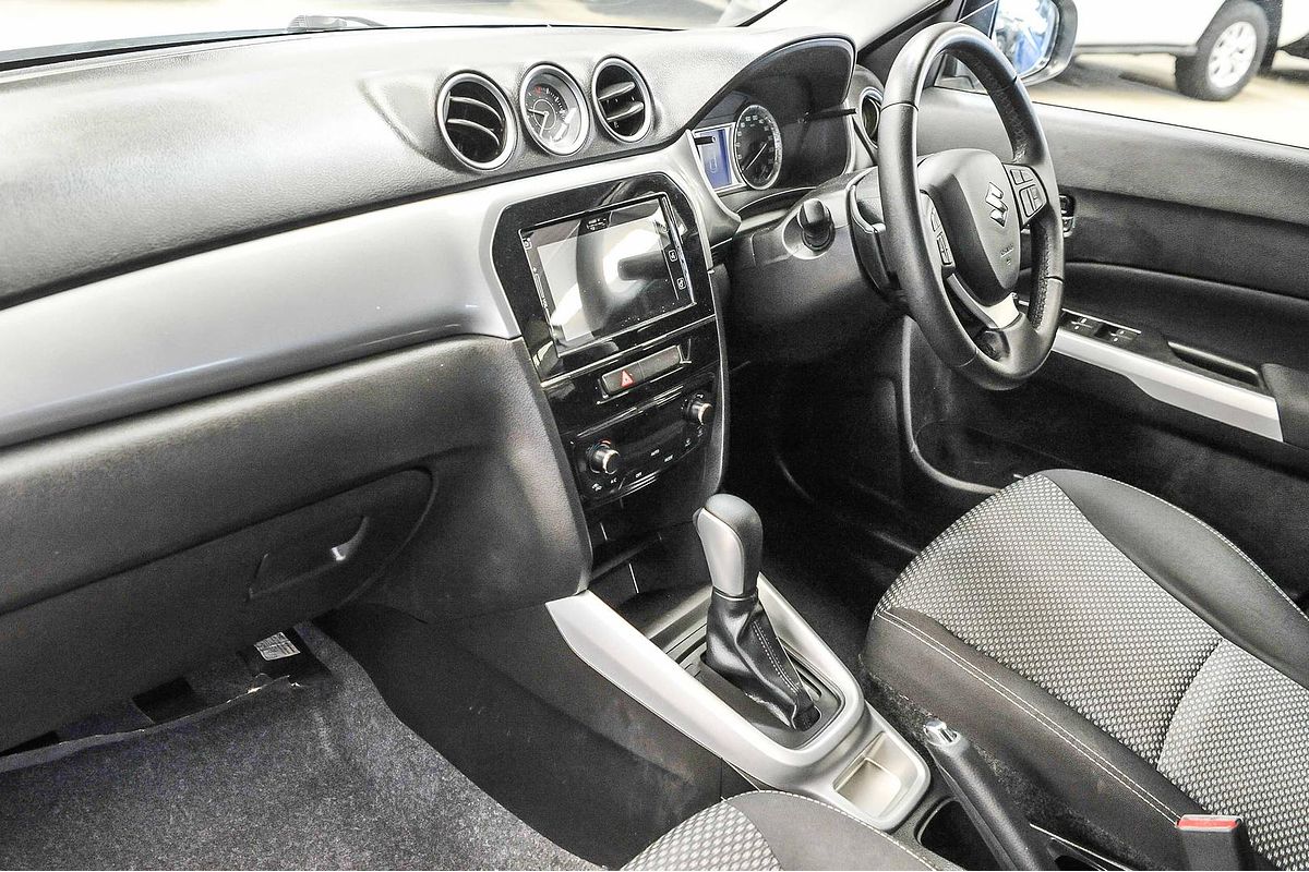 2017 Suzuki Vitara RT-S LY