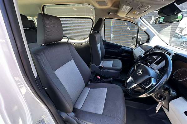 2020 Toyota Hiace Commuter GDH322R ELWB High Roof