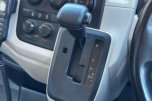 2020 Toyota Hiace Commuter GDH322R ELWB High Roof