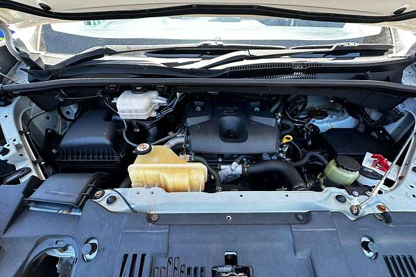 2020 Toyota Hiace Commuter GDH322R ELWB High Roof