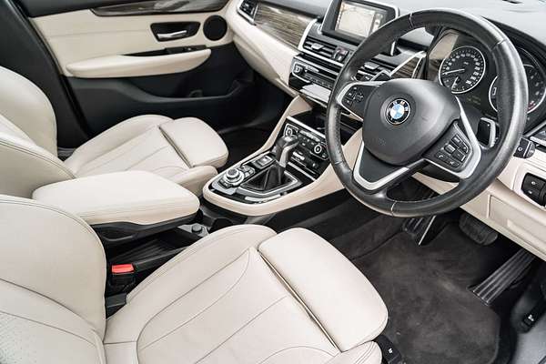 2015 BMW 2 Series 225i Sport Line F45