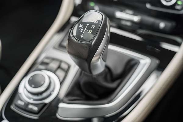 2015 BMW 2 Series 225i Sport Line F45