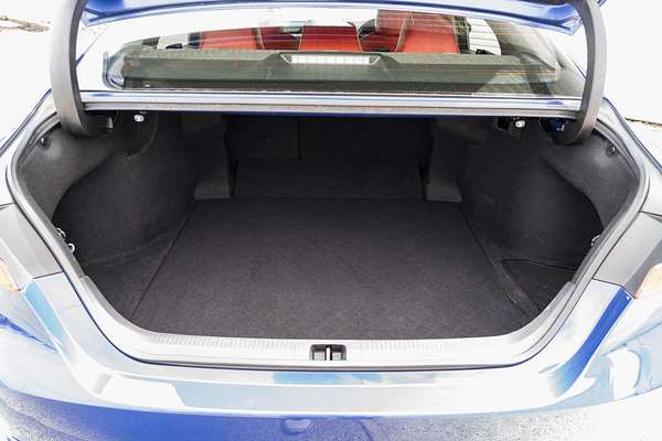 2021 Toyota Camry SX AXVH70R