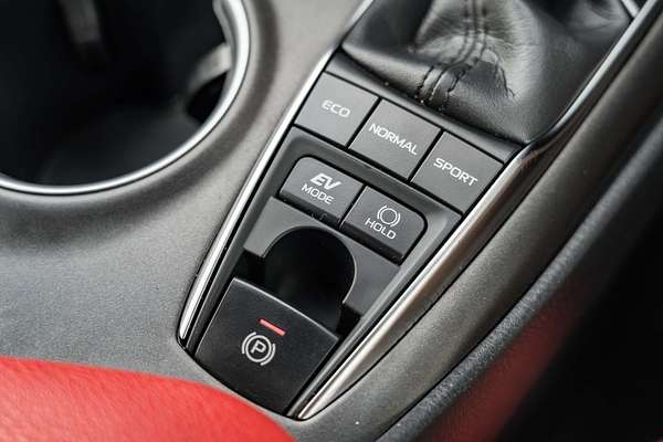 2021 Toyota Camry SX AXVH70R