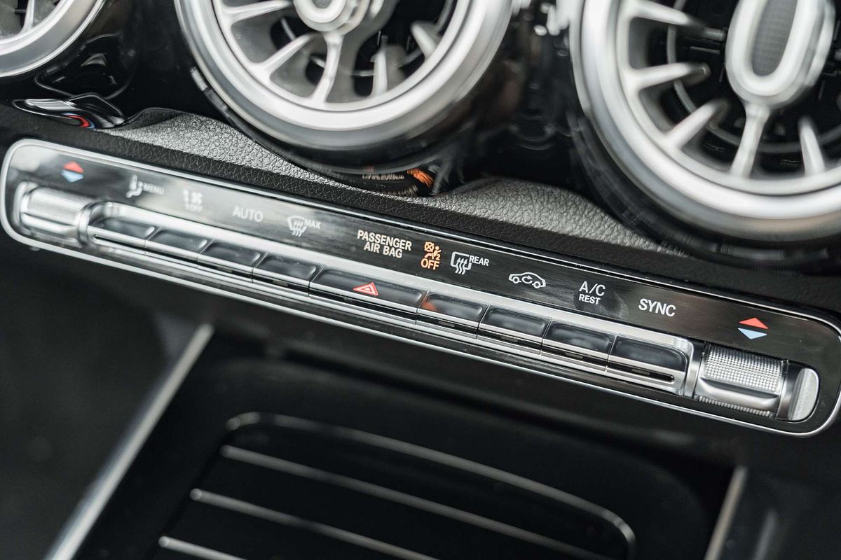 2020 Mercedes-Benz GLB-Class GLB200 X247