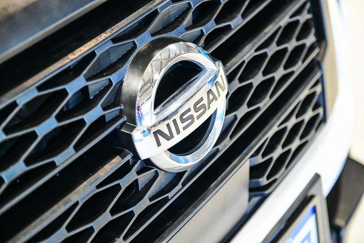 2021 Nissan Navara SL D23 Rear Wheel Drive