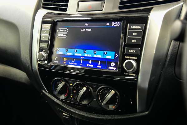 2021 Nissan Navara SL D23 Rear Wheel Drive