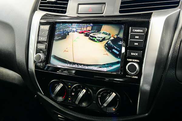 2021 Nissan Navara SL D23 Rear Wheel Drive