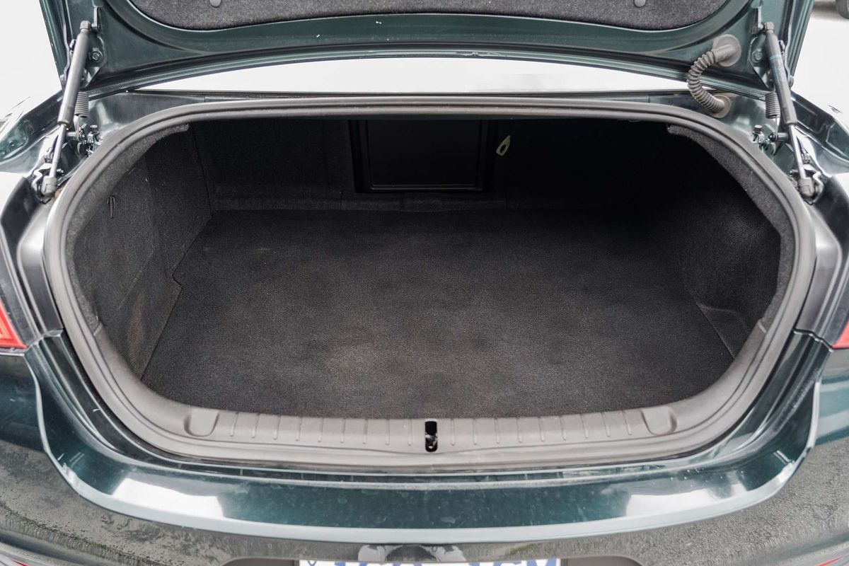 2014 Holden Commodore SV6 VF