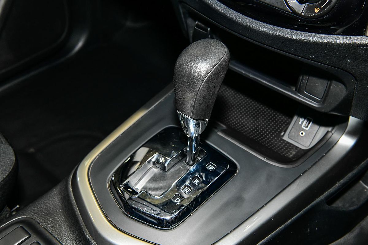 2021 Nissan Navara SL D23 Rear Wheel Drive