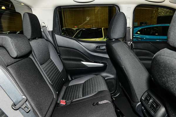 2021 Nissan Navara SL D23 Rear Wheel Drive